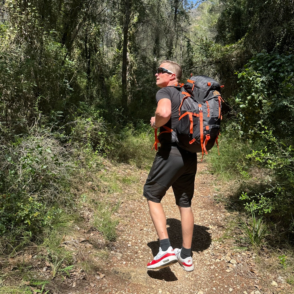 Hiking Bag 65L Black/Orange/Pink